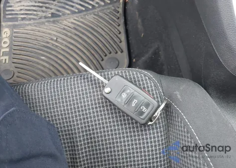 2011 Volkswagen Golf Tdi 4-Door z USA, uszkodzony, nr VIN WVWDM7AJ6BW299273